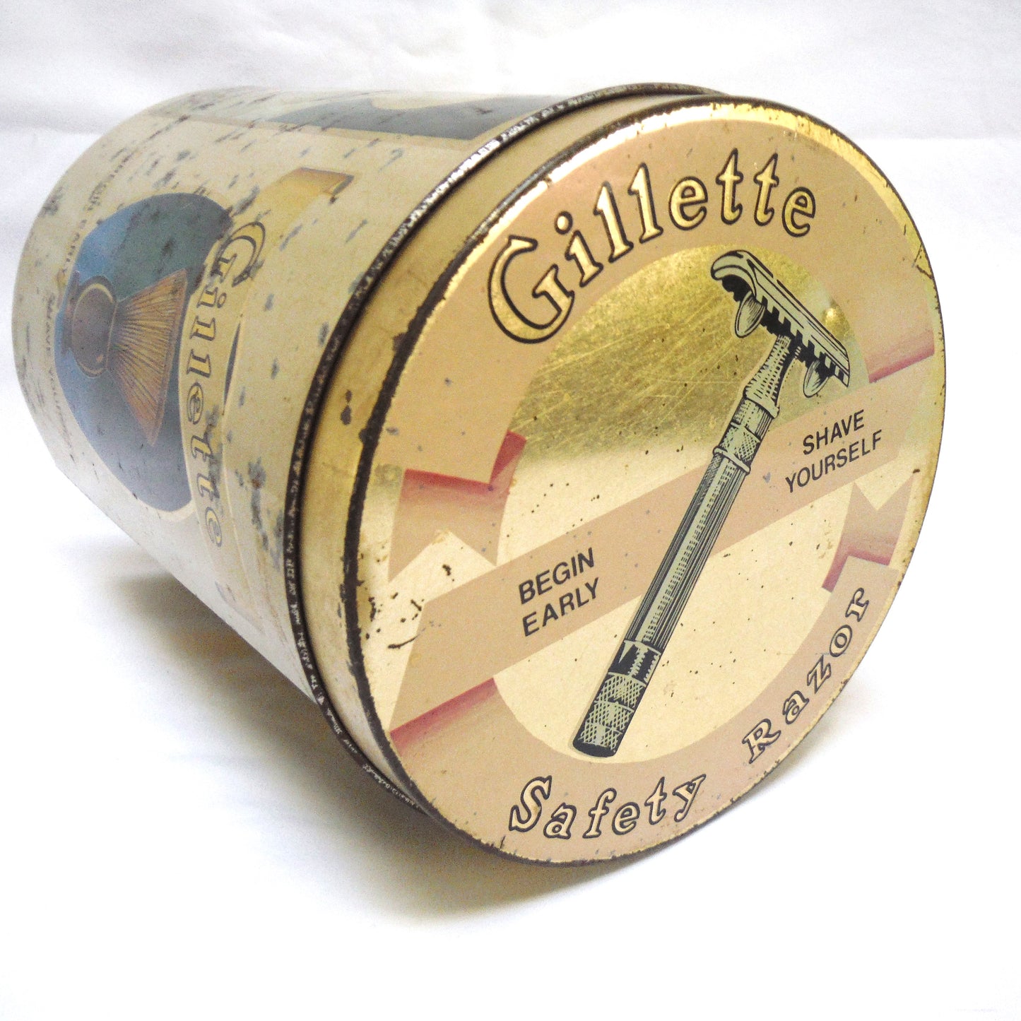 Vintage Tin Made by Cheinco Housewares of New Jersey, USA: 'BABY-SAFE GILLETTE SAFETY RAZOR'