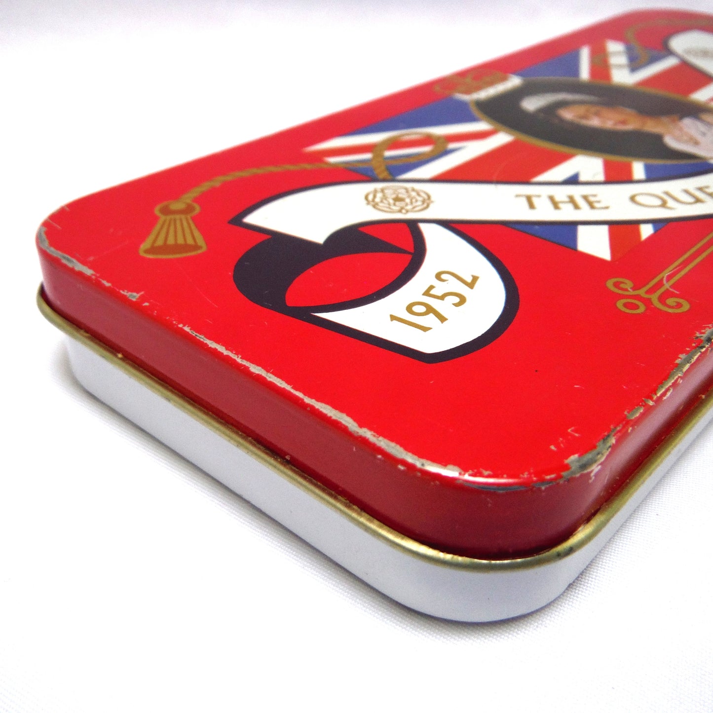 1952-1977 The Queen's Silver Jubilee Collectible Tin Can by Lovell's Famous English Toffee!