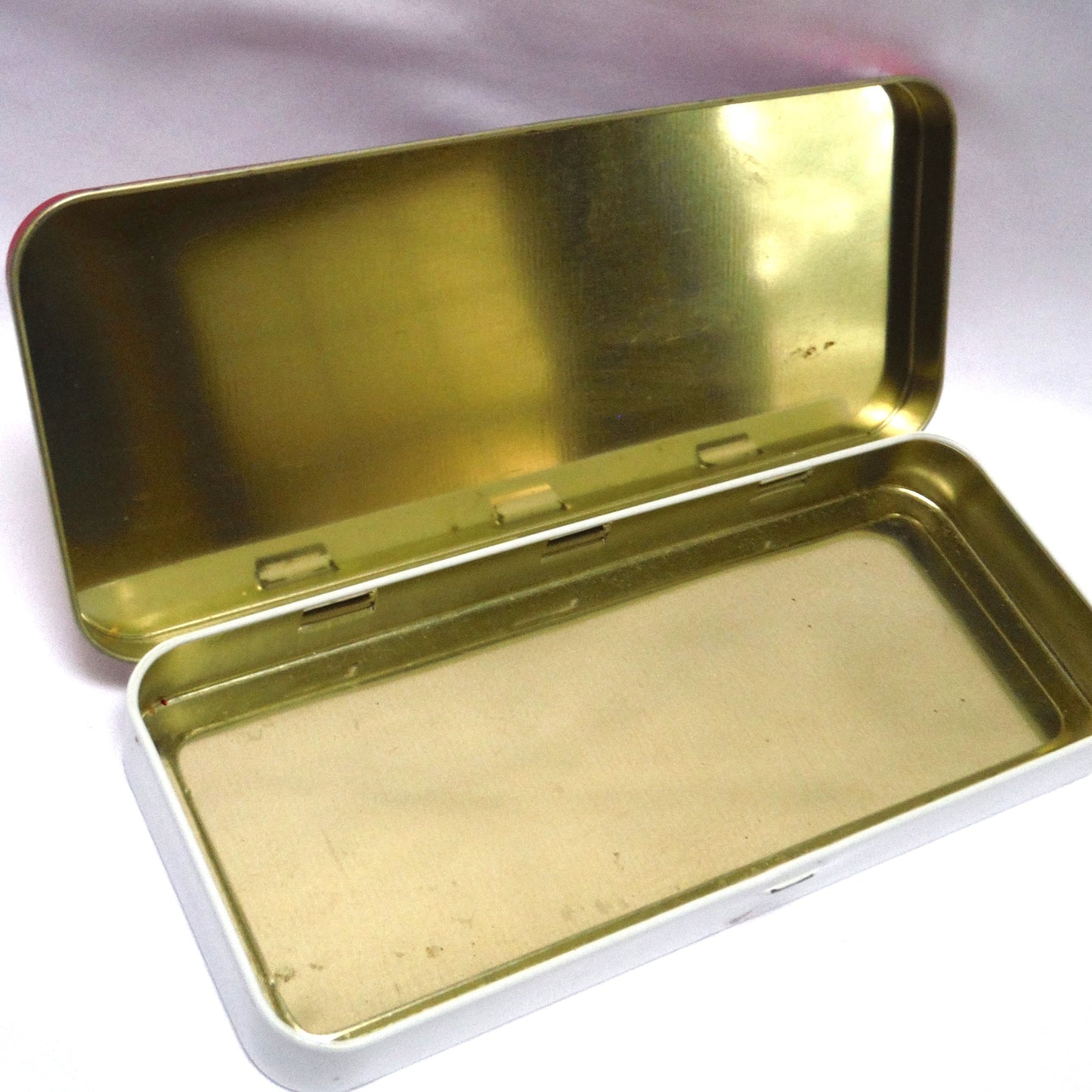 1952-1977 The Queen's Silver Jubilee Collectible Tin Can by Lovell's Famous English Toffee!