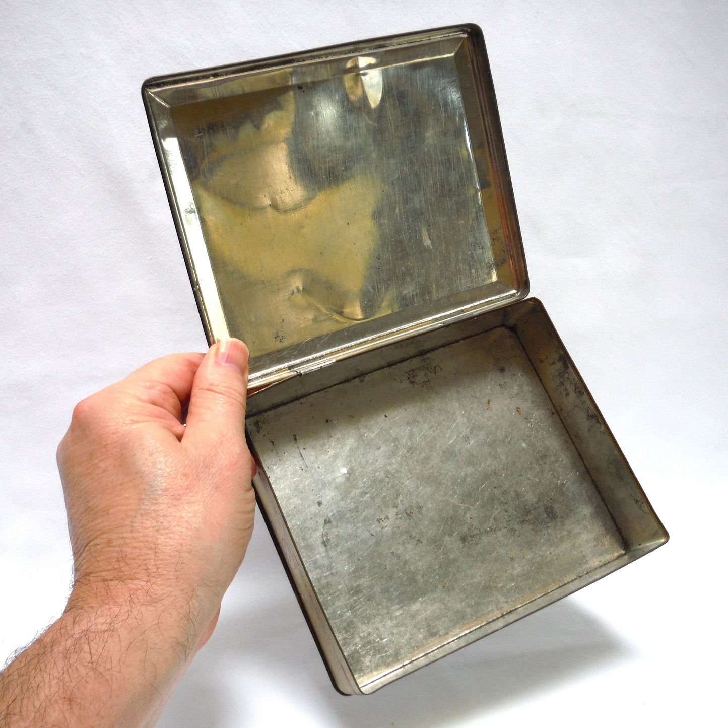 Antique Hinged-Lid Tin Container: 'CANTERBURY-ENGLAND', by Edward Sharp & Sons of Maidstone, Kent