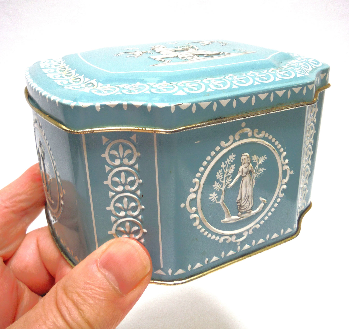 VINTAGE GREEK-STYLE HINGED-LID BABY BLUE TIN CONTAINER: 'Harpist in the Garden with Cherubs'