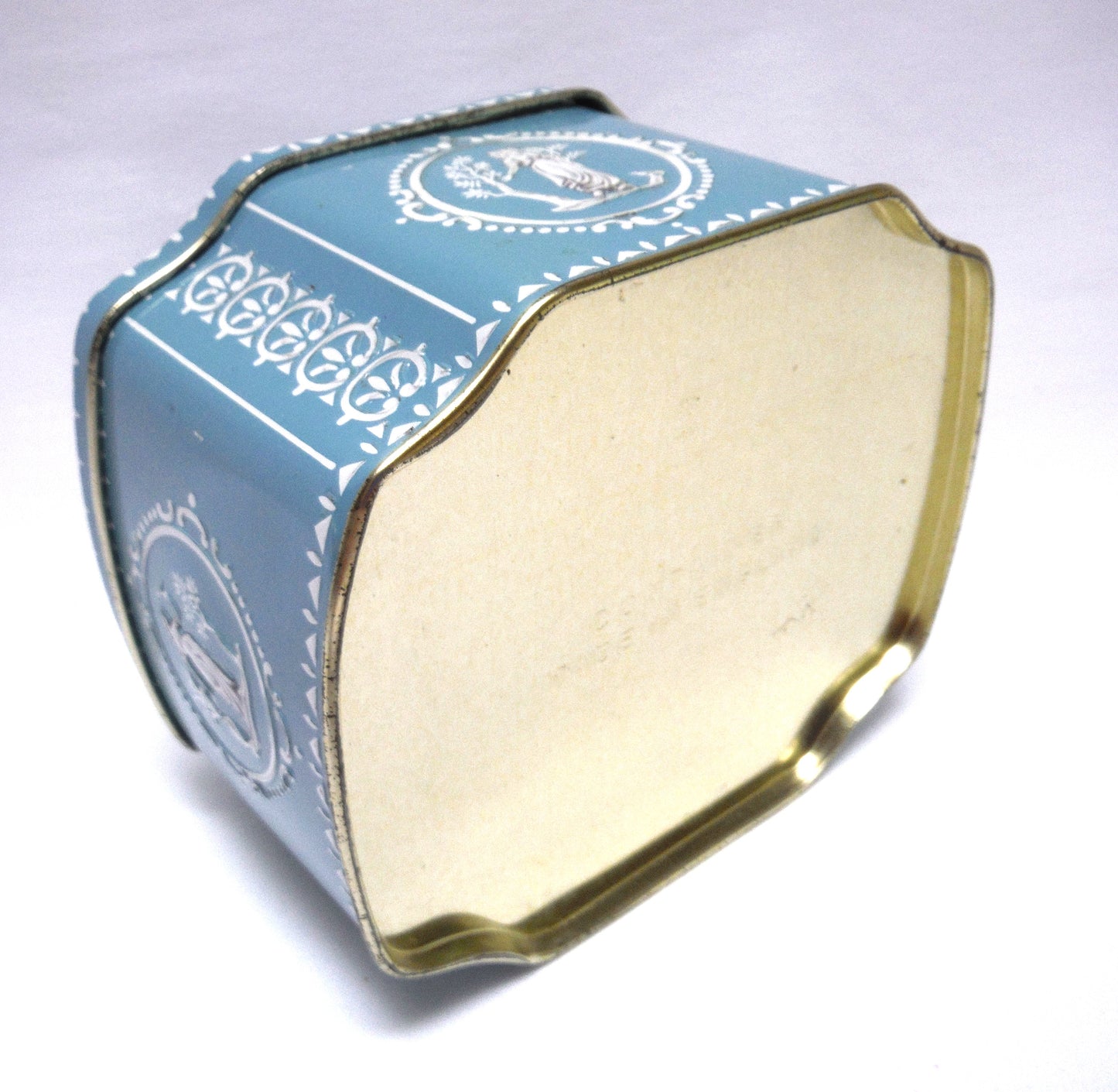 VINTAGE GREEK-STYLE HINGED-LID BABY BLUE TIN CONTAINER: 'Harpist in the Garden with Cherubs'