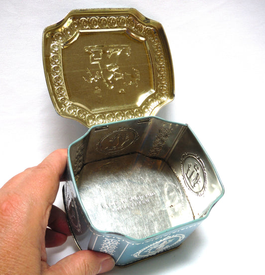 VINTAGE GREEK-STYLE HINGED-LID BABY BLUE TIN CONTAINER: 'Harpist in the Garden with Cherubs'