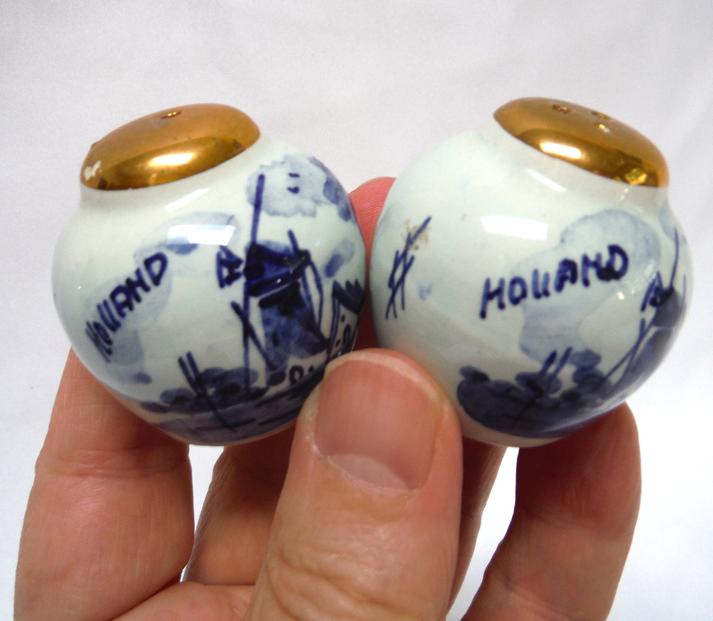 HOLLAND, Mid-Century Salt and Pepper Shakers Featuring Windmills