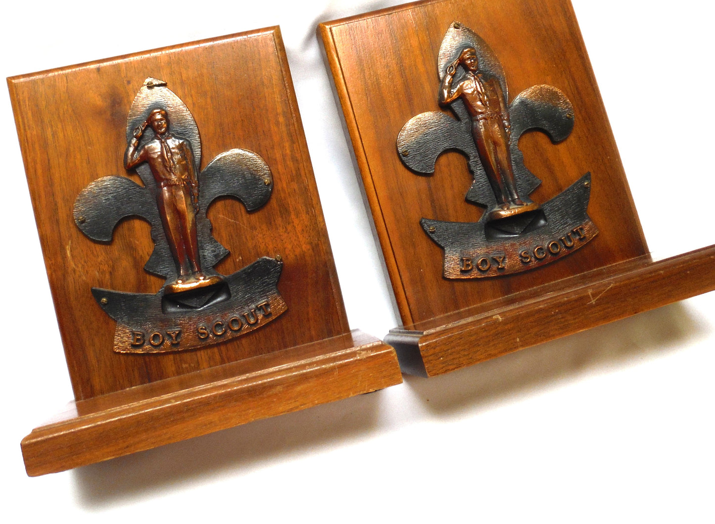 BOY SCOUTS Pair of Mid-Century Wood Bookends with Copper Cast 'Take The Salute' Boy Scout Logo