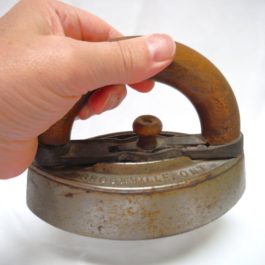 ANTIQUE SAD IRON from Jas. Smart Mfg. Co. Brockville, Ontario: Set of 3 Cast Iron Bases with 1900's Wooden Handle