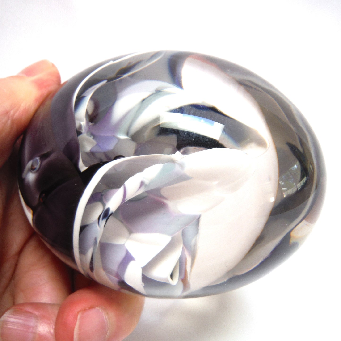 Stunning Large Blown-Glass Paper Weight by the Canadian Artist JOANNE ANDRIGHETTI