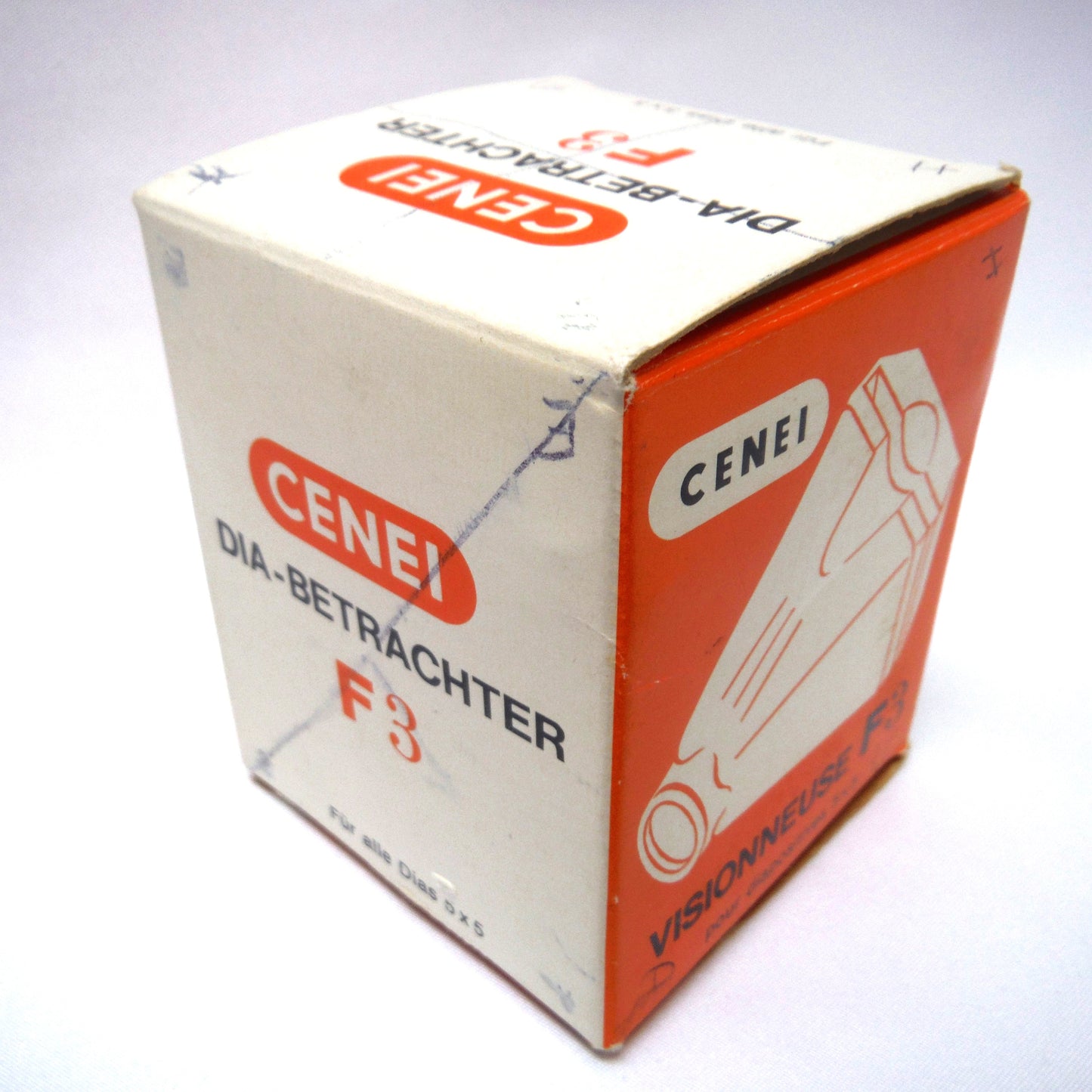 WEST GERMAN PHOTO SLIDE PROJECTOR (Cenei Visor F3 Carl Neithold) HAND VIEWER, in original box with FOUR original colour German military slides. Ultra-Rare!