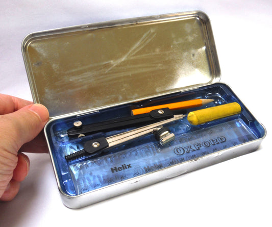 Vintage Tin Container: The CAMBRIDGE SET of Mathematical Instruments, Ensemble de Géométrie by Hilroy Canada