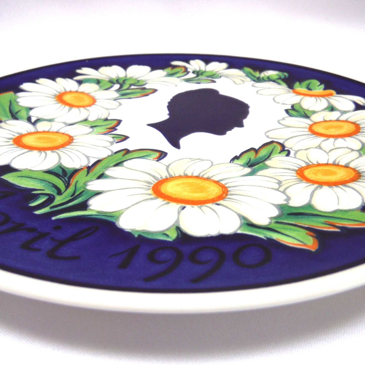 1990 QUEEN MARGRETHE II 50th BIRTHDAY PLATE, Royal Copenhagen Commemorative Plate Inscription 16 April 1990