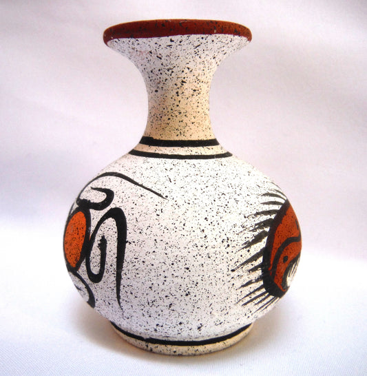 MINIATURE HAND-MADE VASE FROM PANAMA: The Centipede!