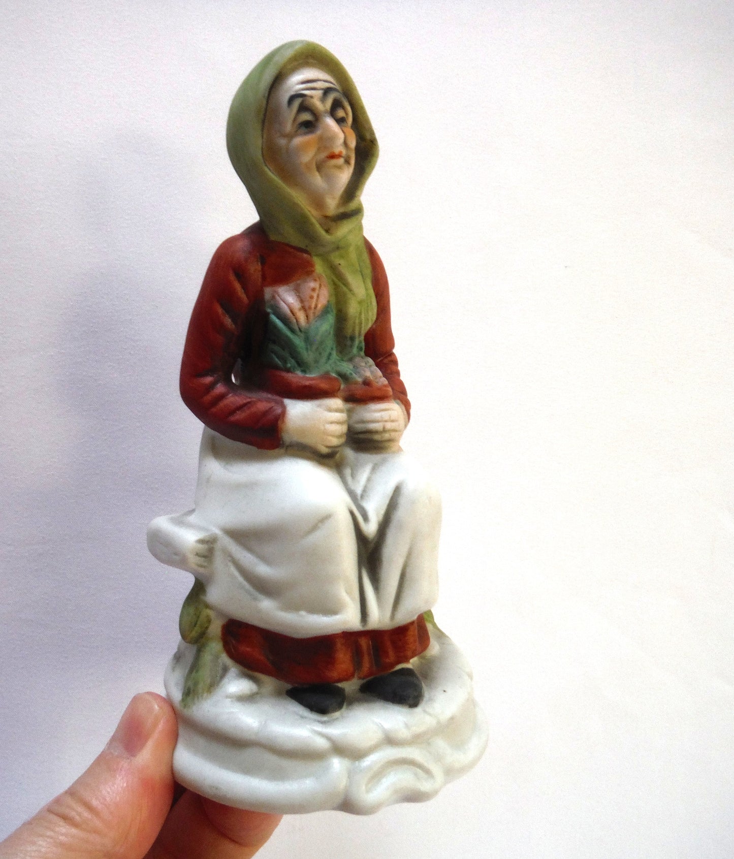 'OLD COUNTRY' GRANDMA & GRANDPA: Ceramic Hand-painted Statues by DBE of Taiwan