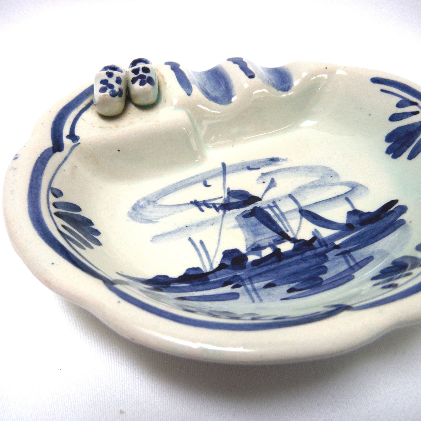 Vintage Hand Painted Delft Blue SMALL ASHTRAY WITH MINI PAIR OF SHOES
