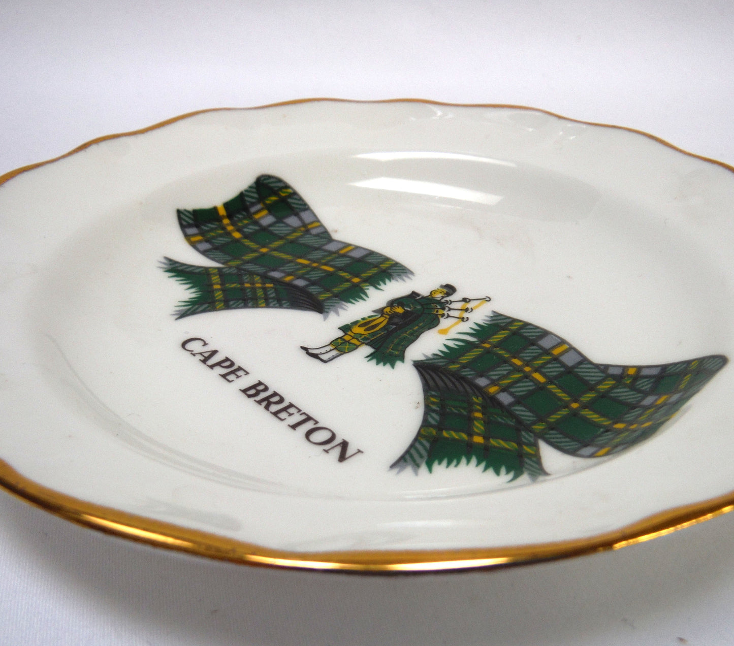 CAPE BRETON ISLAND, CANADA: Miniature Trinket Tray with CB Tartan & Piper!