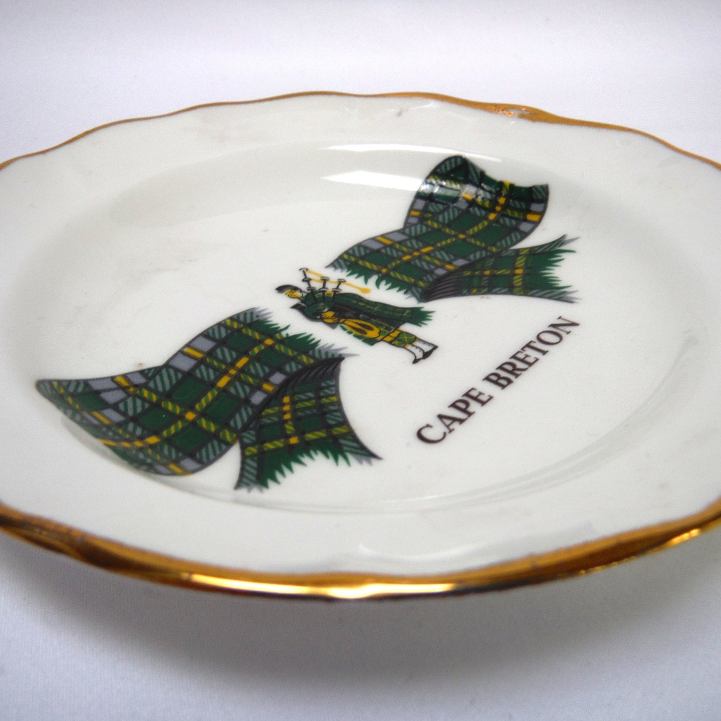 CAPE BRETON ISLAND, CANADA: Miniature Trinket Tray with CB Tartan & Piper!