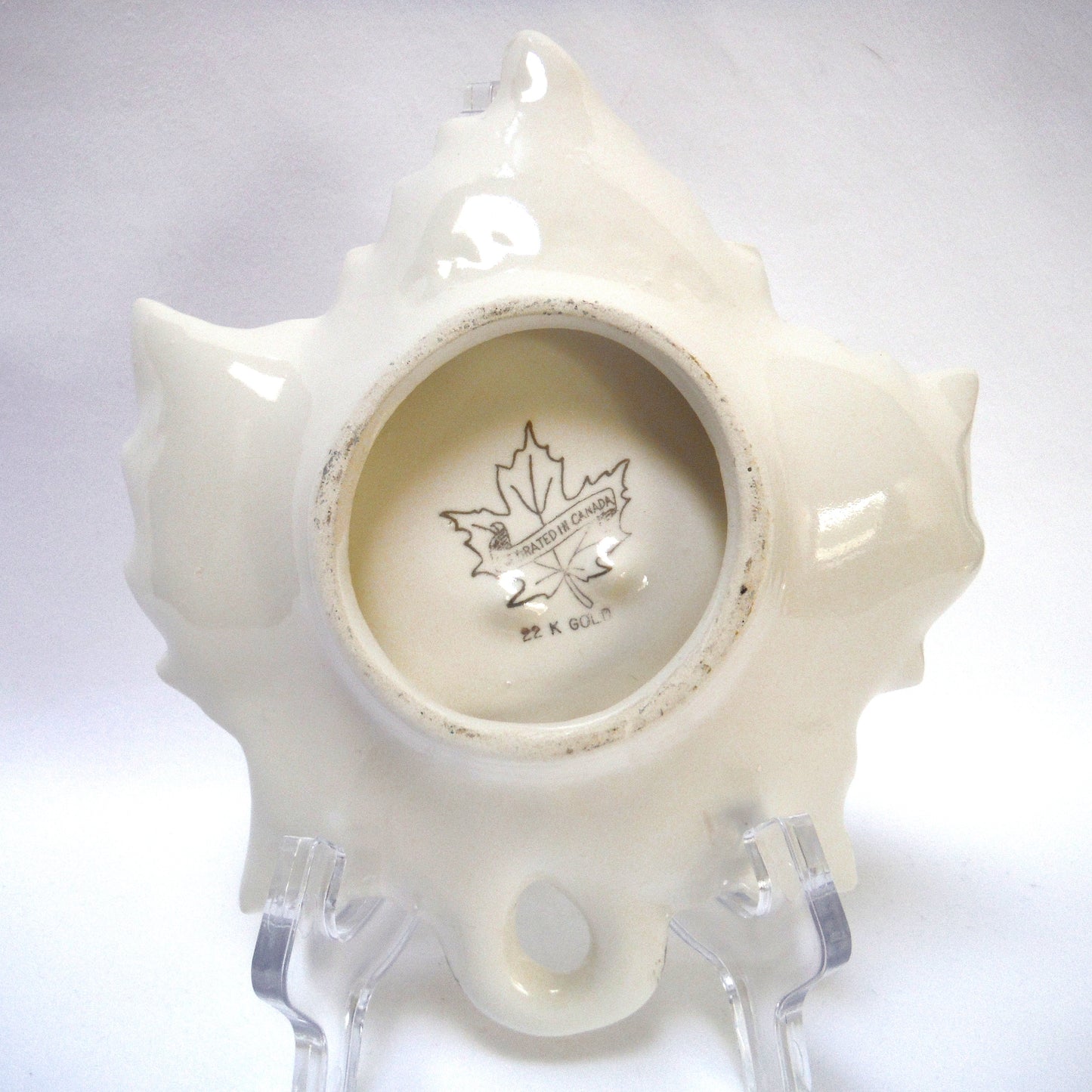 MAPLE-LEAF SHAPED GOLD RIMMED TRINKET TRAY: St. Albans Church, Port Alberni, British Columbia, Made in CANADA!