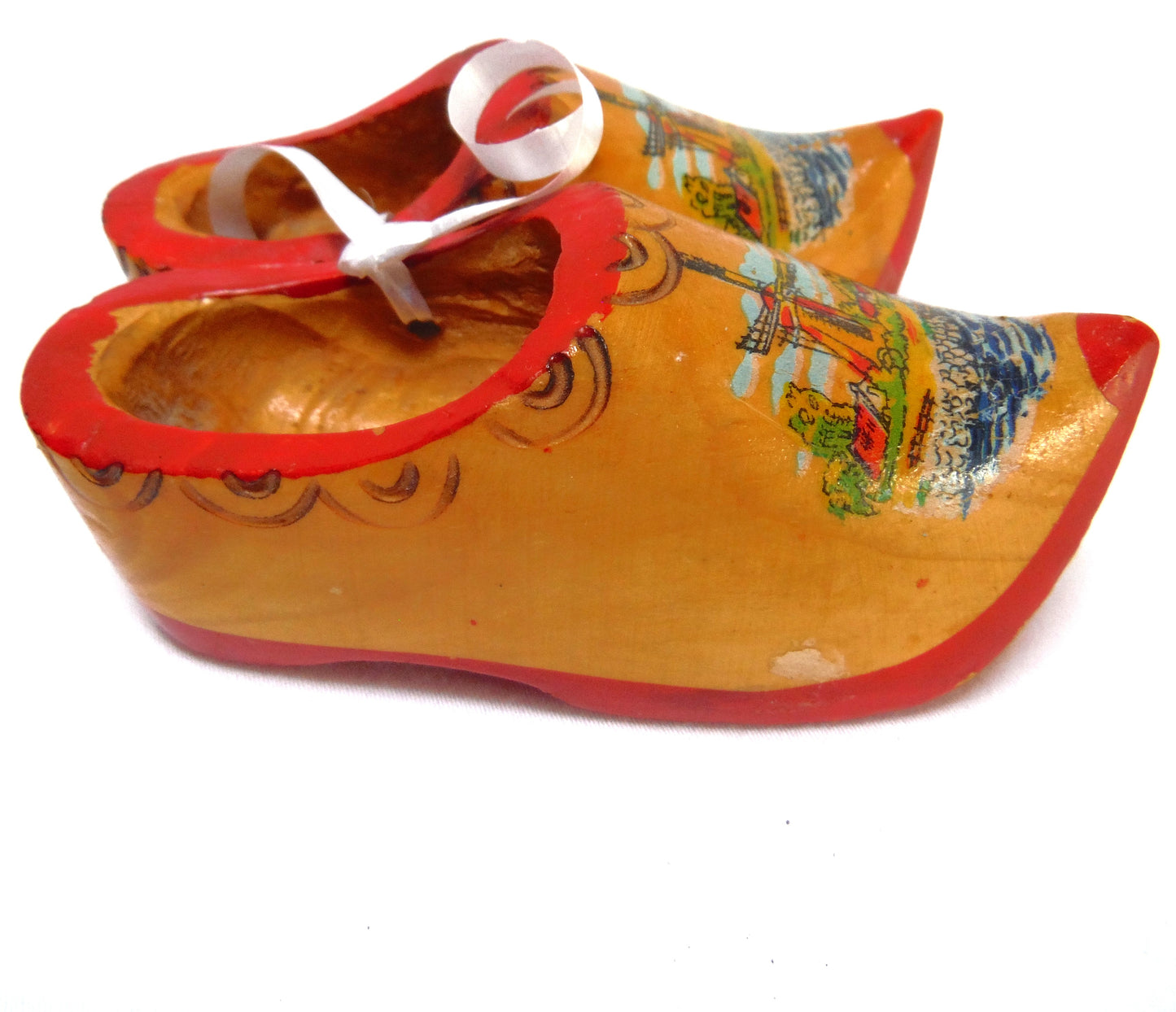 Hand Carved, Hand Painted Pair of Miniature Souvenir PAIR OF DUTCH WOODEN CLOGS