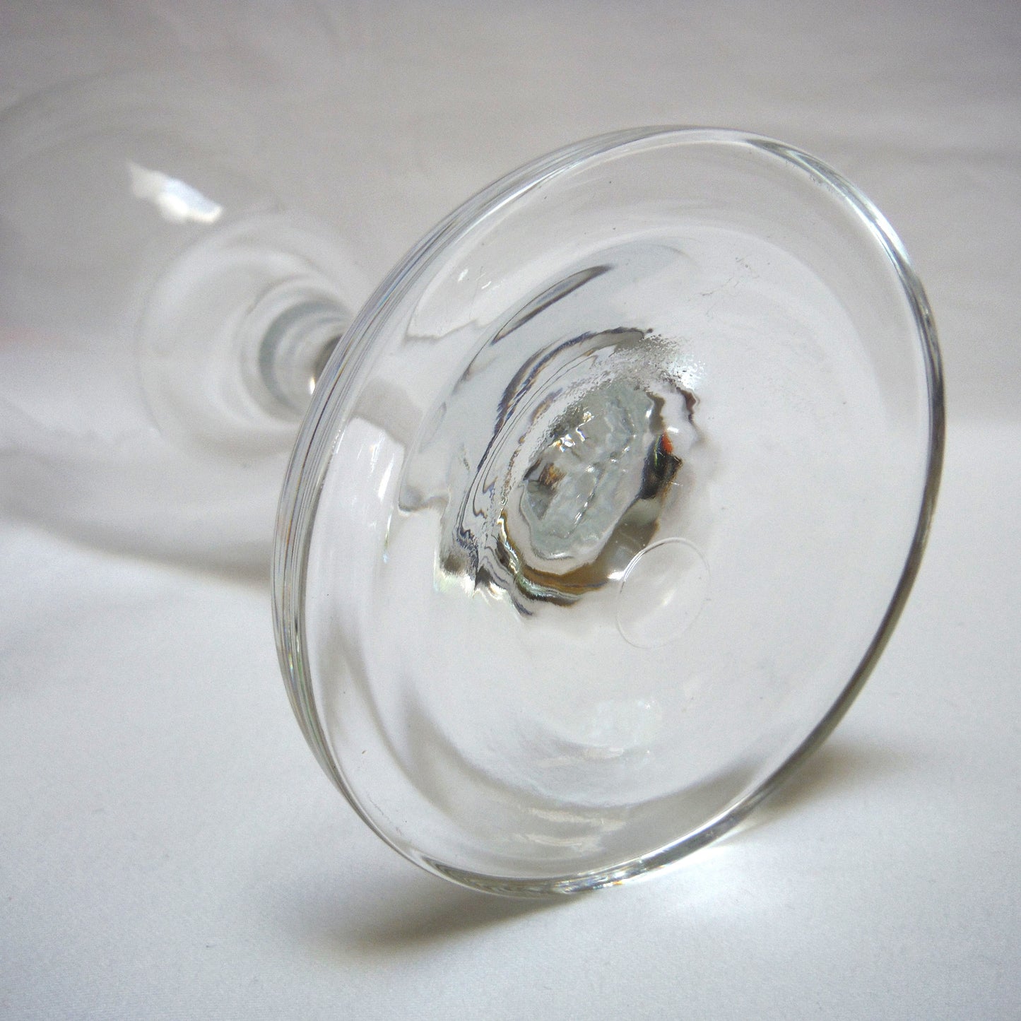 VINTAGE 8-Inch TALL STRONG CLEAR WINE GLASS: Engraved 'Ciad Mile Failte, Cape Breton'
