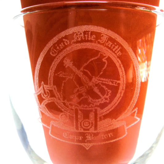 VINTAGE 8-Inch TALL STRONG CLEAR WINE GLASS: Engraved 'Ciad Mile Failte, Cape Breton'