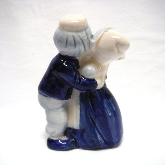 VINTAGE STATUE OF DUTCH COUPLE HUGGING OR DANCING, Hand Painted by DELFT BLUE
