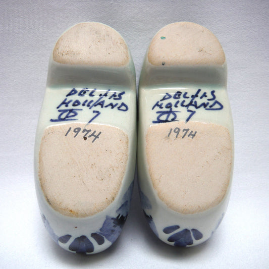 VINTAGE PAIR OF DELFT MEDIUM SIZED 3-Inch Long CERAMIC ASHTRAY CLOGS, by Delft Blue of Holland