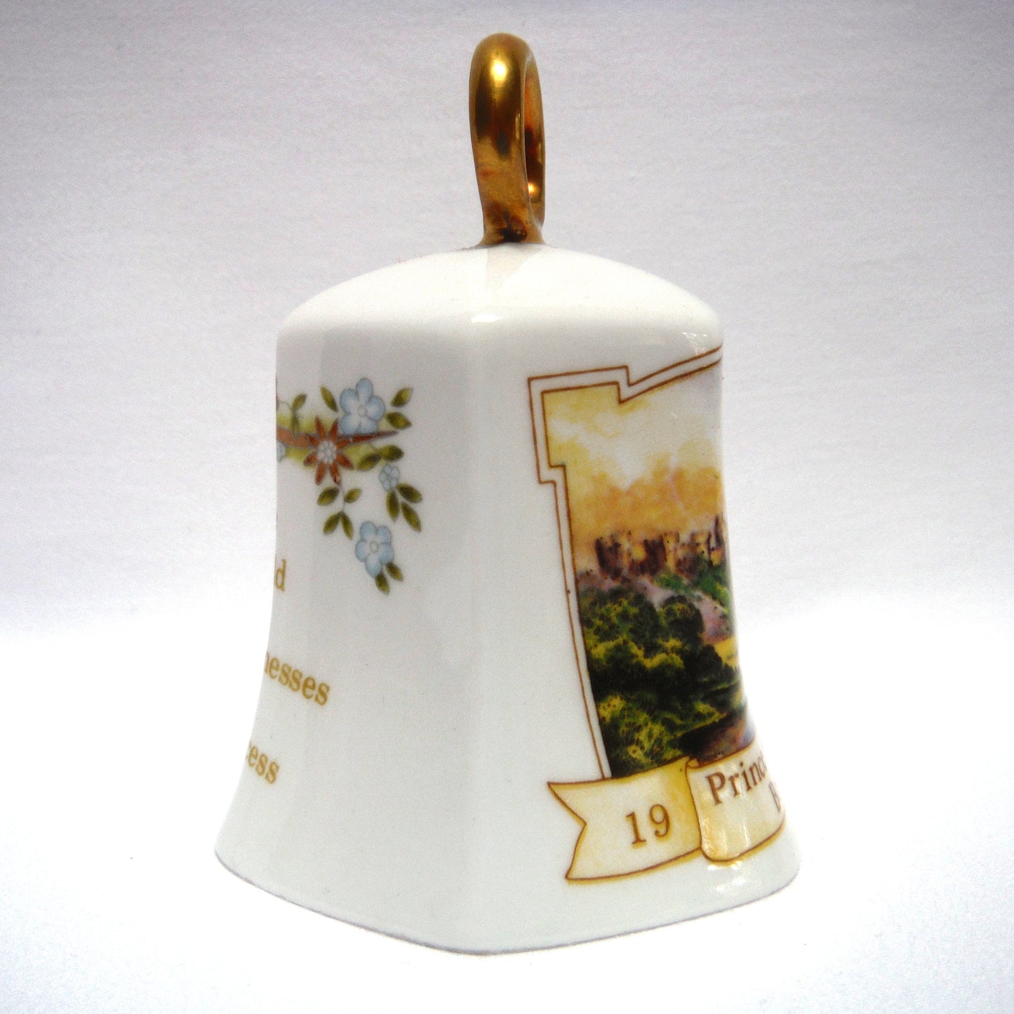 21st June 1982 PRINCE WILLIAM of WALES BIRTH SOUVENIR COMMEMORATE BELL, by Aynsley Fine China of England
