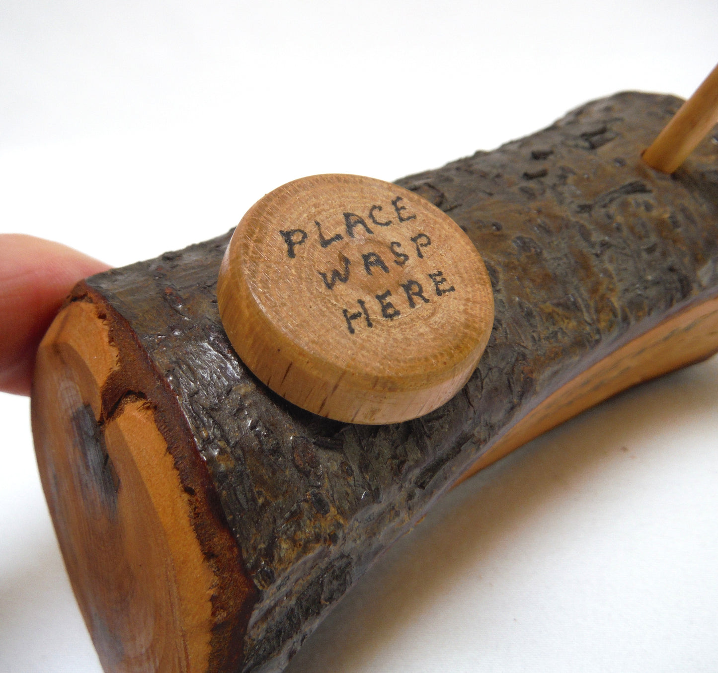 SASKATCHEWAN WASP TRAP: A Mid-Century Hand-Made Canadian Vintage Novelty Souvenir Live-Edge Mini Log and Wasp Squisher!