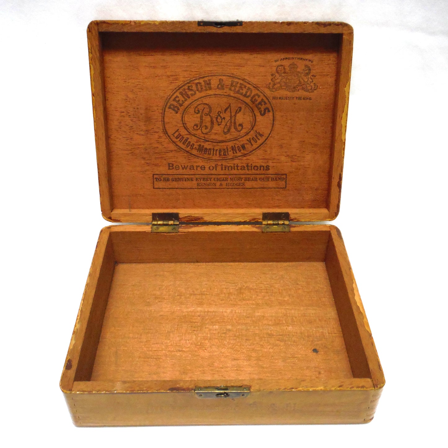 Vintage Wood Cigar Box with Hinged-Lid Working-Lock Humidor, 'INVINCIBLES DE BENSON AND HEDGES