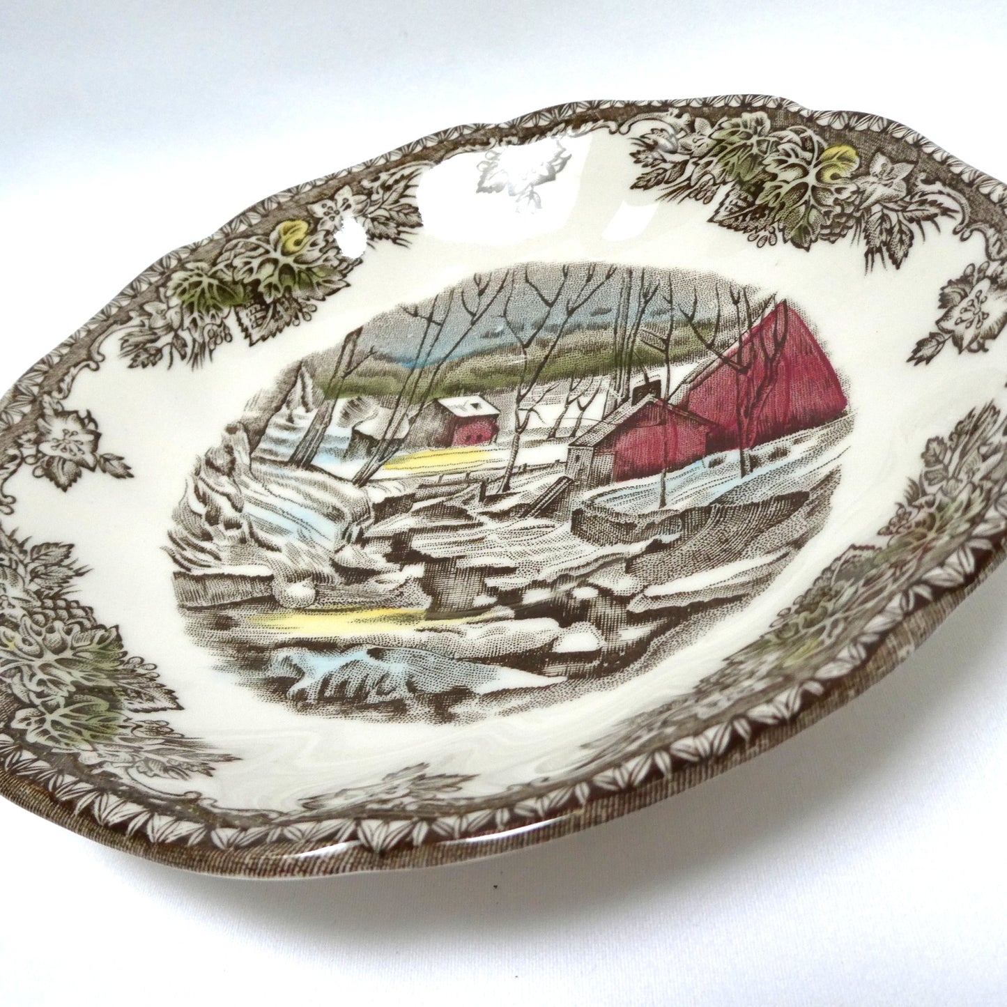 Vintage Johnson Brothers FRIENDLY VILLAGE SERIES TRINKET TRAY or TEA SAUCER, in The Famous Ice House Pattern