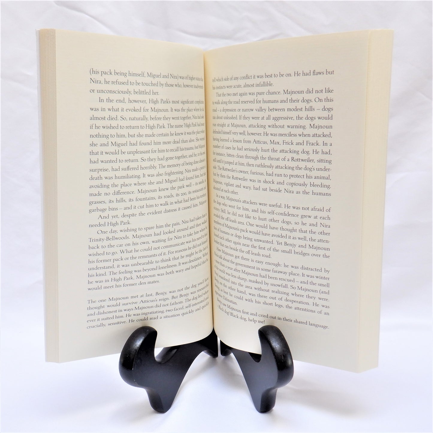 FIFTEEN DOGS, A Novel by Andre Alexis, 2015