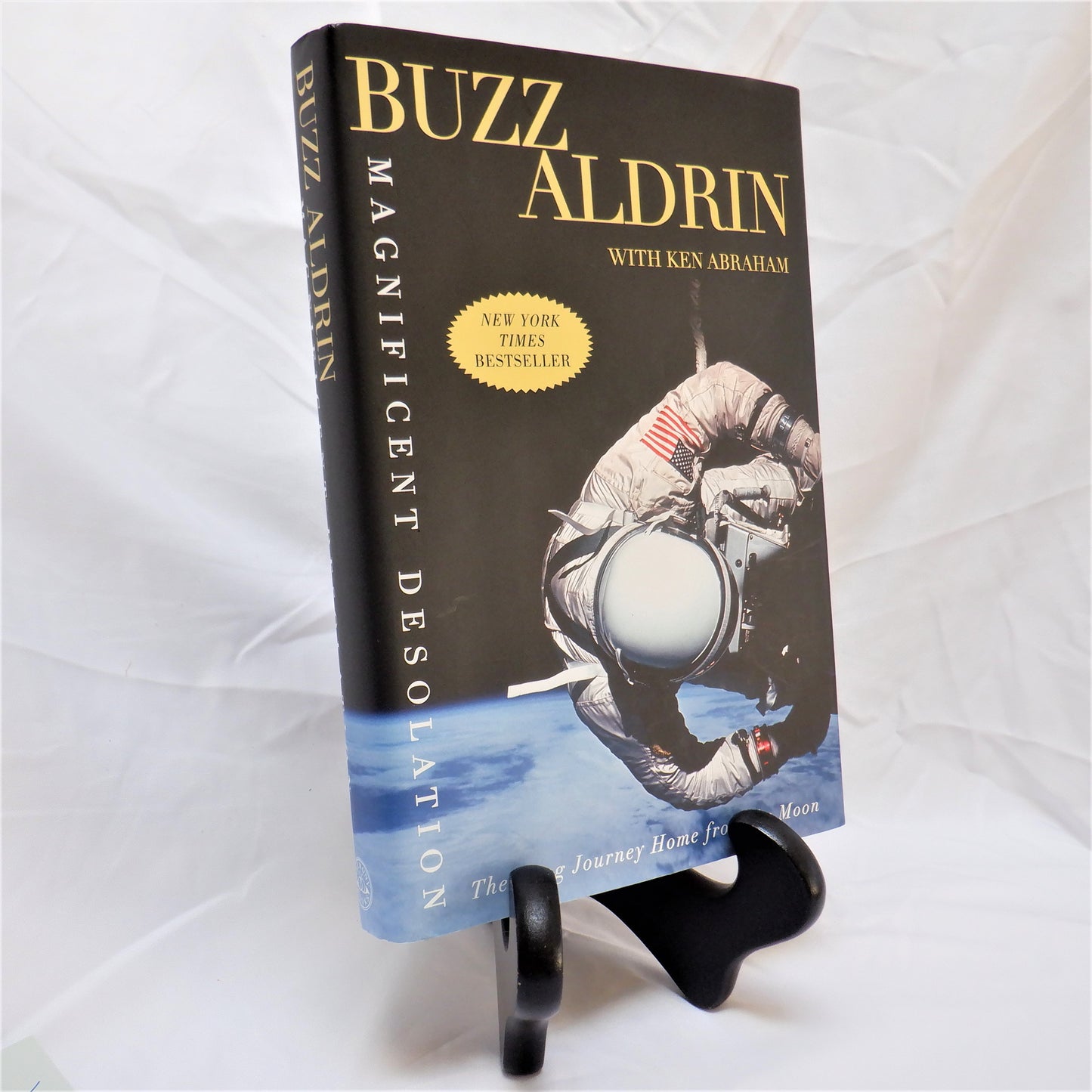 MAGNIFICENT DESOLATION, The Long Journey Home from the Moon, by Buzz Aldrin with Ken Abraham (2009 1st Ed.)