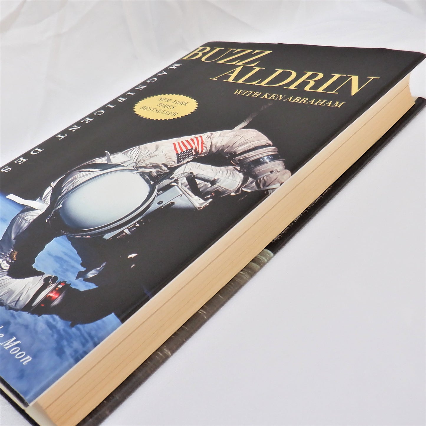 MAGNIFICENT DESOLATION, The Long Journey Home from the Moon, by Buzz Aldrin with Ken Abraham (2009 1st Ed.)