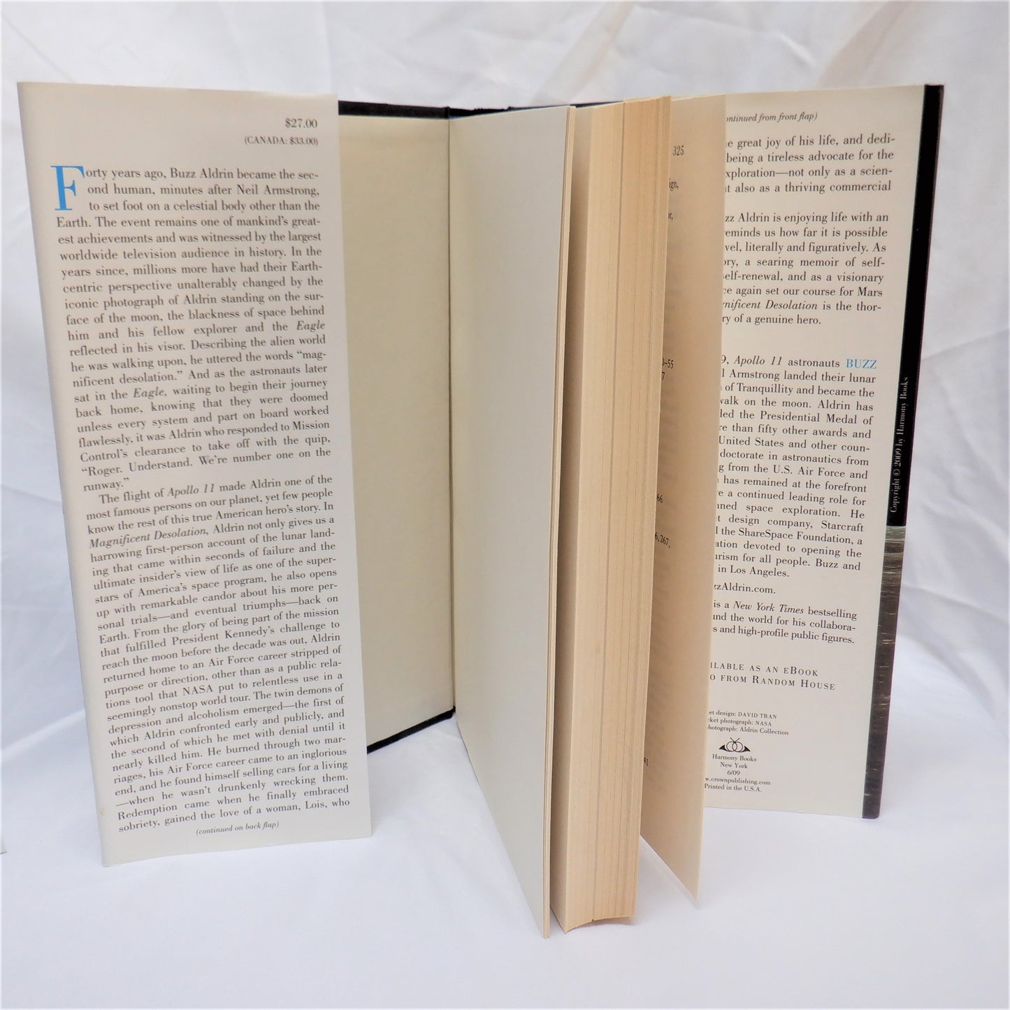 MAGNIFICENT DESOLATION, The Long Journey Home from the Moon, by Buzz Aldrin with Ken Abraham (2009 1st Ed.)