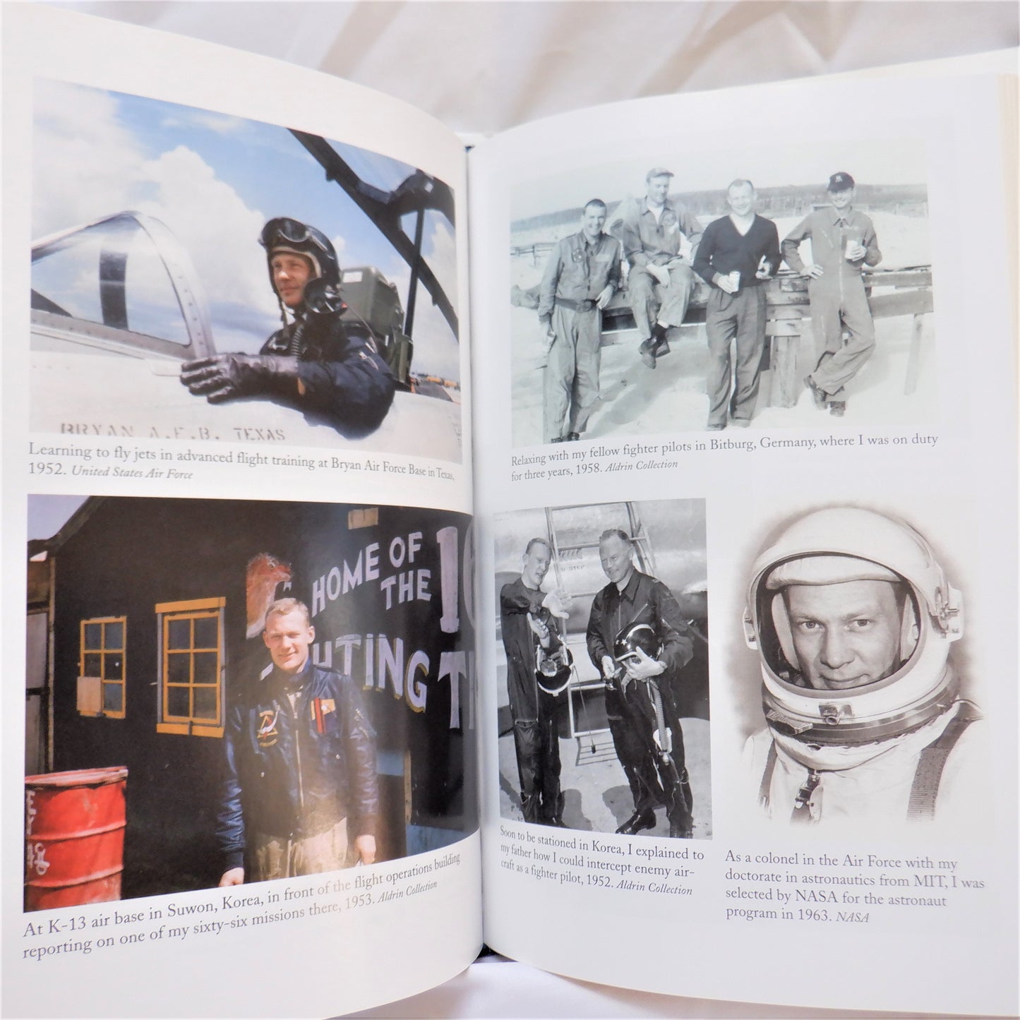 MAGNIFICENT DESOLATION, The Long Journey Home from the Moon, by Buzz Aldrin with Ken Abraham (2009 1st Ed.)