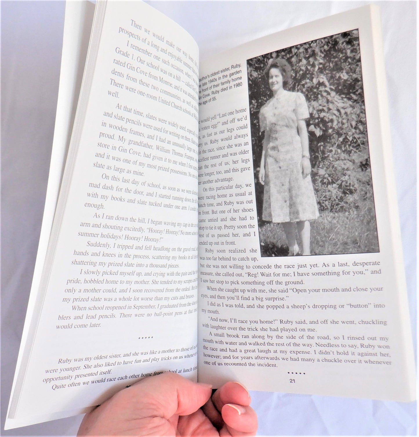 I REMEMBER, I REMEMBER, My Gin Cove Boyhood by Reg Frampton (1st Ed. SIGNED)