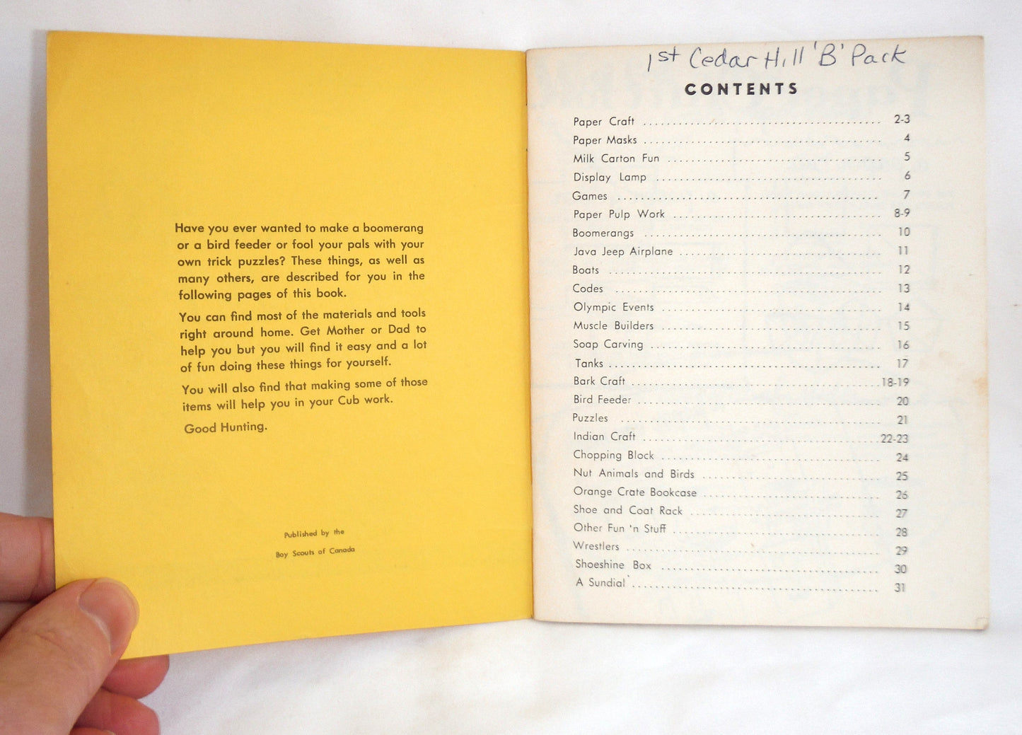 THE CUB HOW-TO-DO-IT BOOK, and THE SCOUT IDEA BOOK..A 'PAUL'S PAIR' of Vintage Booklets by The Boy Scouts of Canada, Ottawa, 1970's