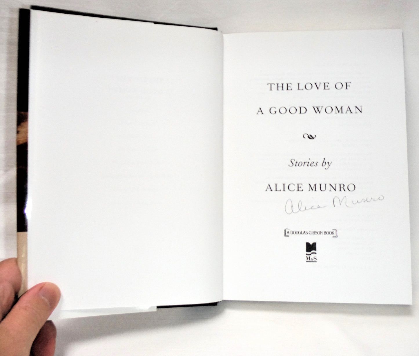 THE LOVE OF A GOOD WOMAN, Short Stories by Alice Munro (RARE Flat-Signed Canadian 1st Edition)