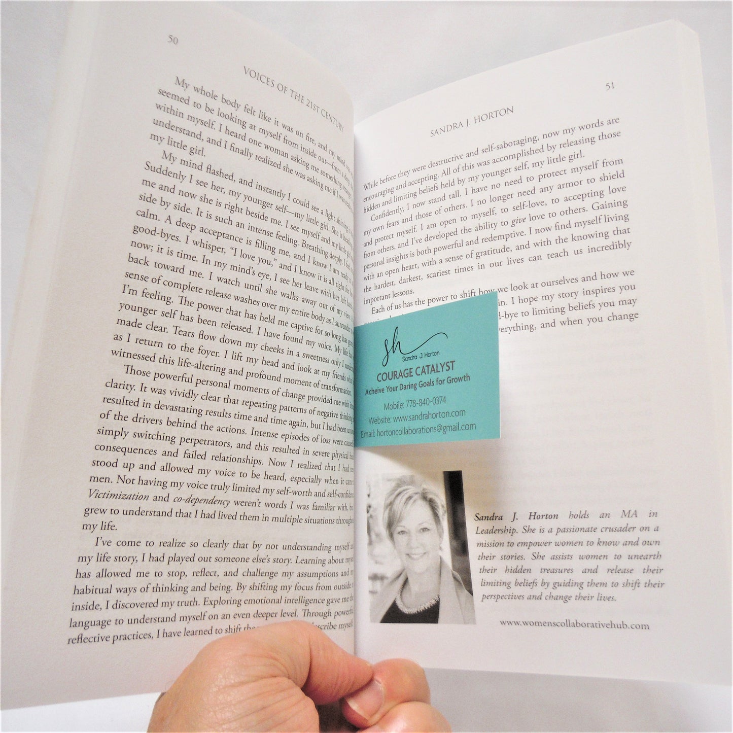 VOICES OF THE 21st CENTURY, Bold, Brave, and Brilliant Women Who Make A Difference, by Gail Watson & Sandra J. Horton (1st Ed. SIGNED)
