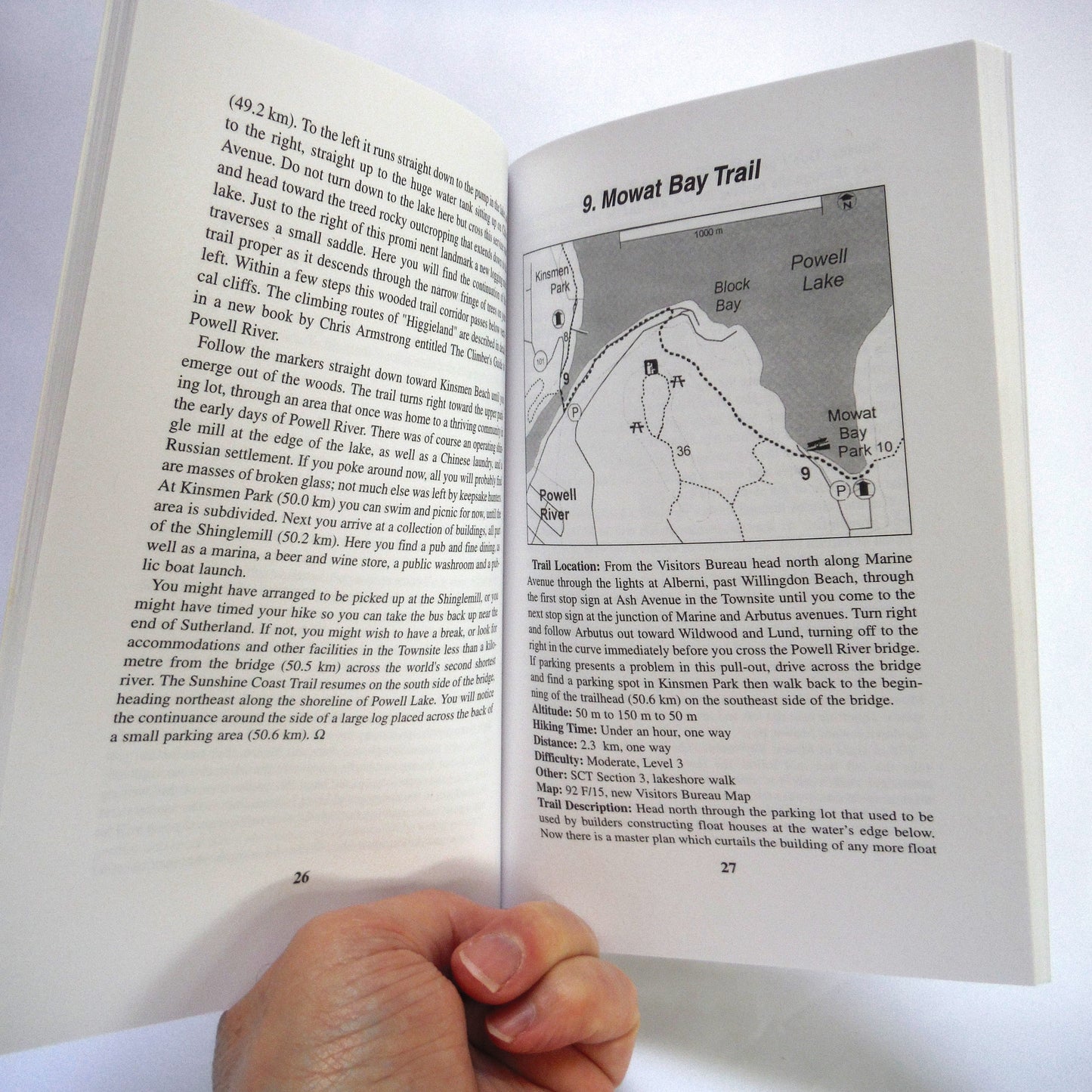 THE SUNSHINE COAST TRAIL, A Travel Guide by R.E. Walz (2002 1st Ed.)