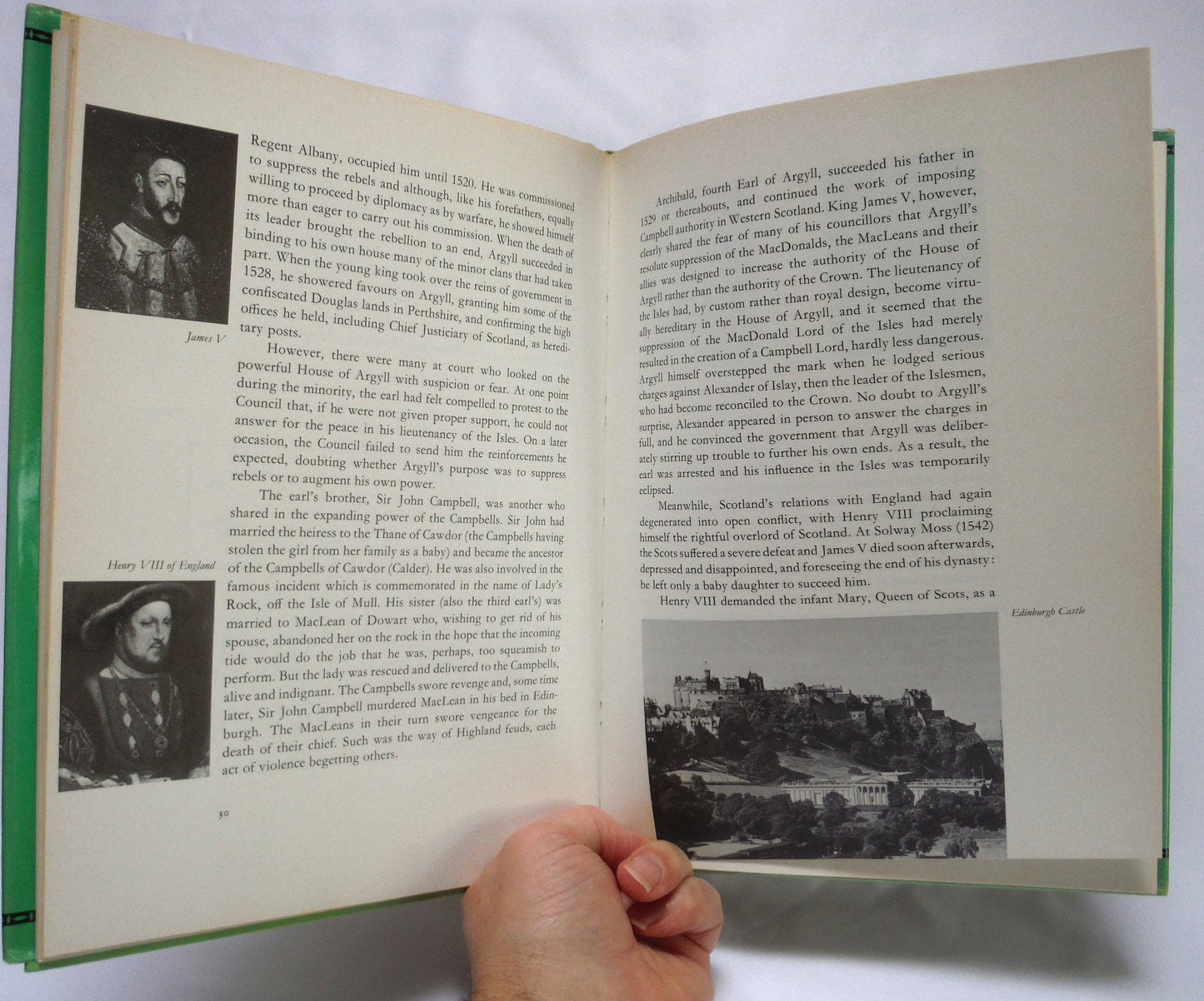 THE CAMPBELLS OF ARGYLL: Family history illustrated with photographs and contemporary prints, by Neil Grant (1975 1st Ed.)