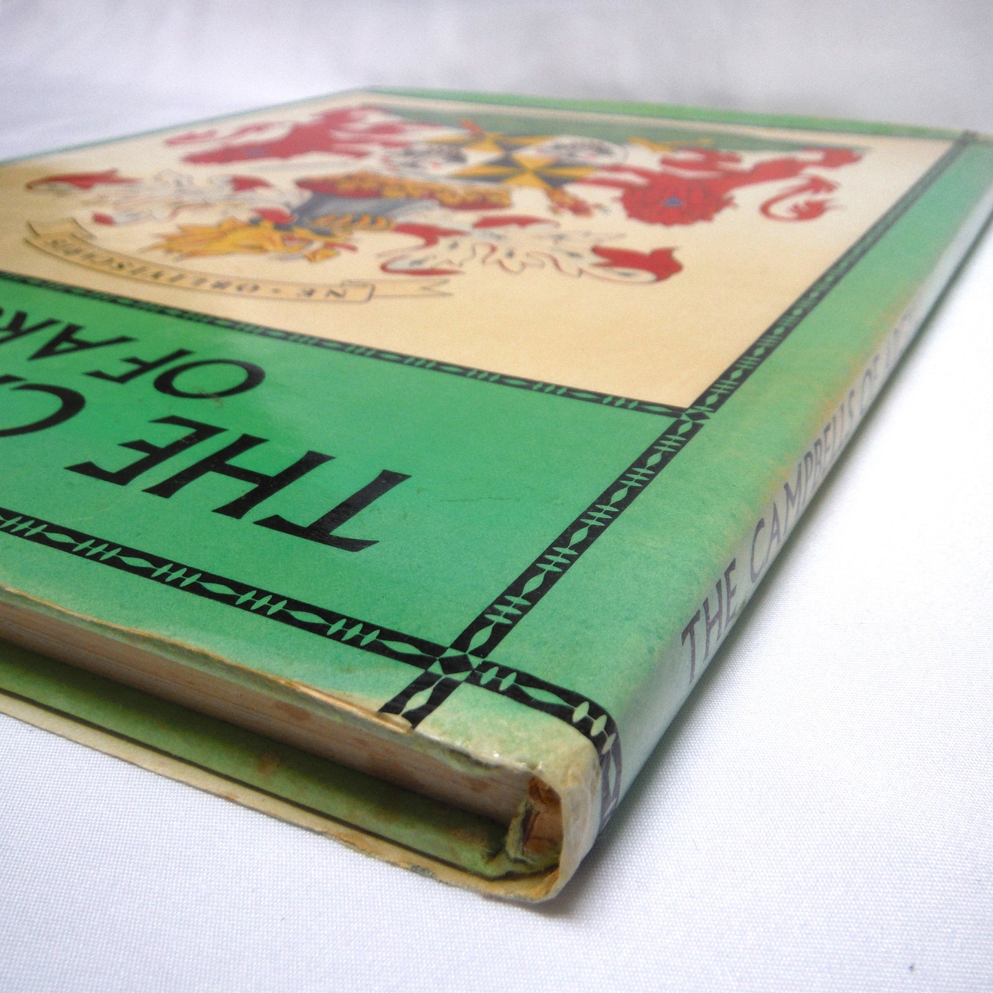 THE CAMPBELLS OF ARGYLL: Family history illustrated with photographs and contemporary prints, by Neil Grant (1975 1st Ed.)