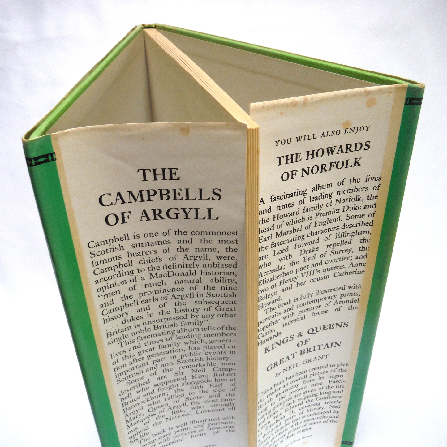 THE CAMPBELLS OF ARGYLL: Family history illustrated with photographs and contemporary prints, by Neil Grant (1975 1st Ed.)