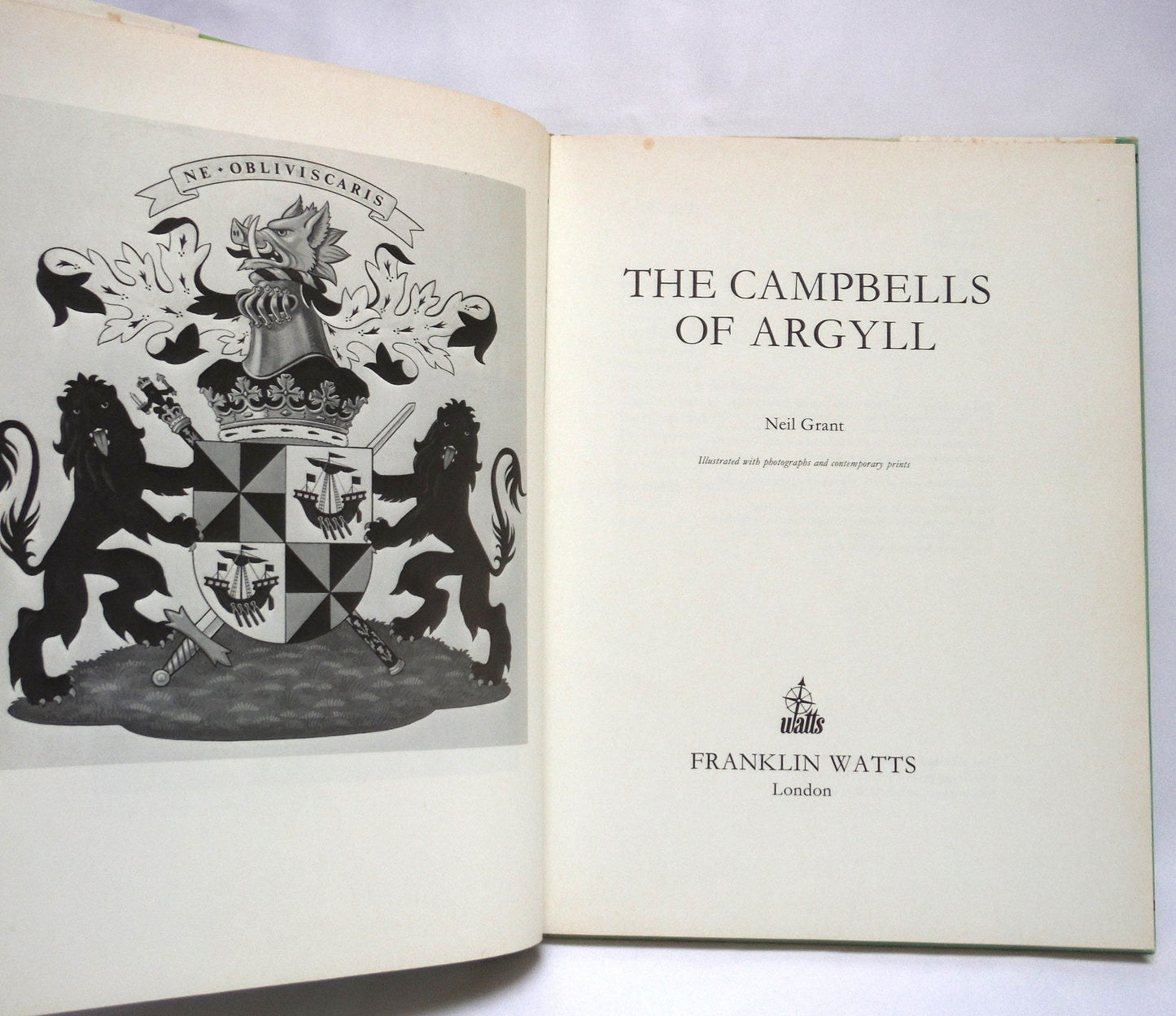 THE CAMPBELLS OF ARGYLL: Family history illustrated with photographs and contemporary prints, by Neil Grant (1975 1st Ed.)