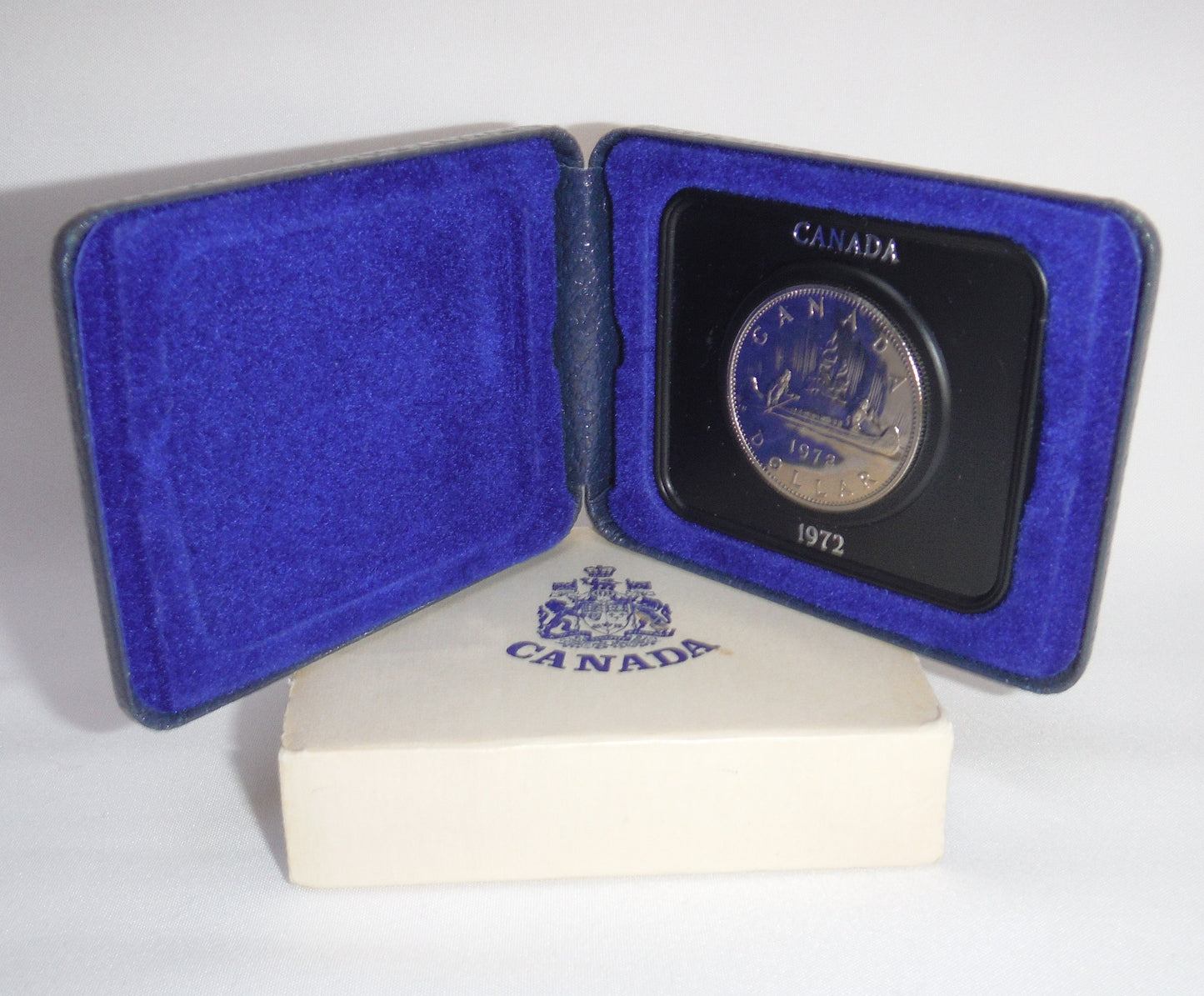 1972 Canadian $1 VOYAGEUR Brilliant Uncirculated Nickel Dollar Coin w/case