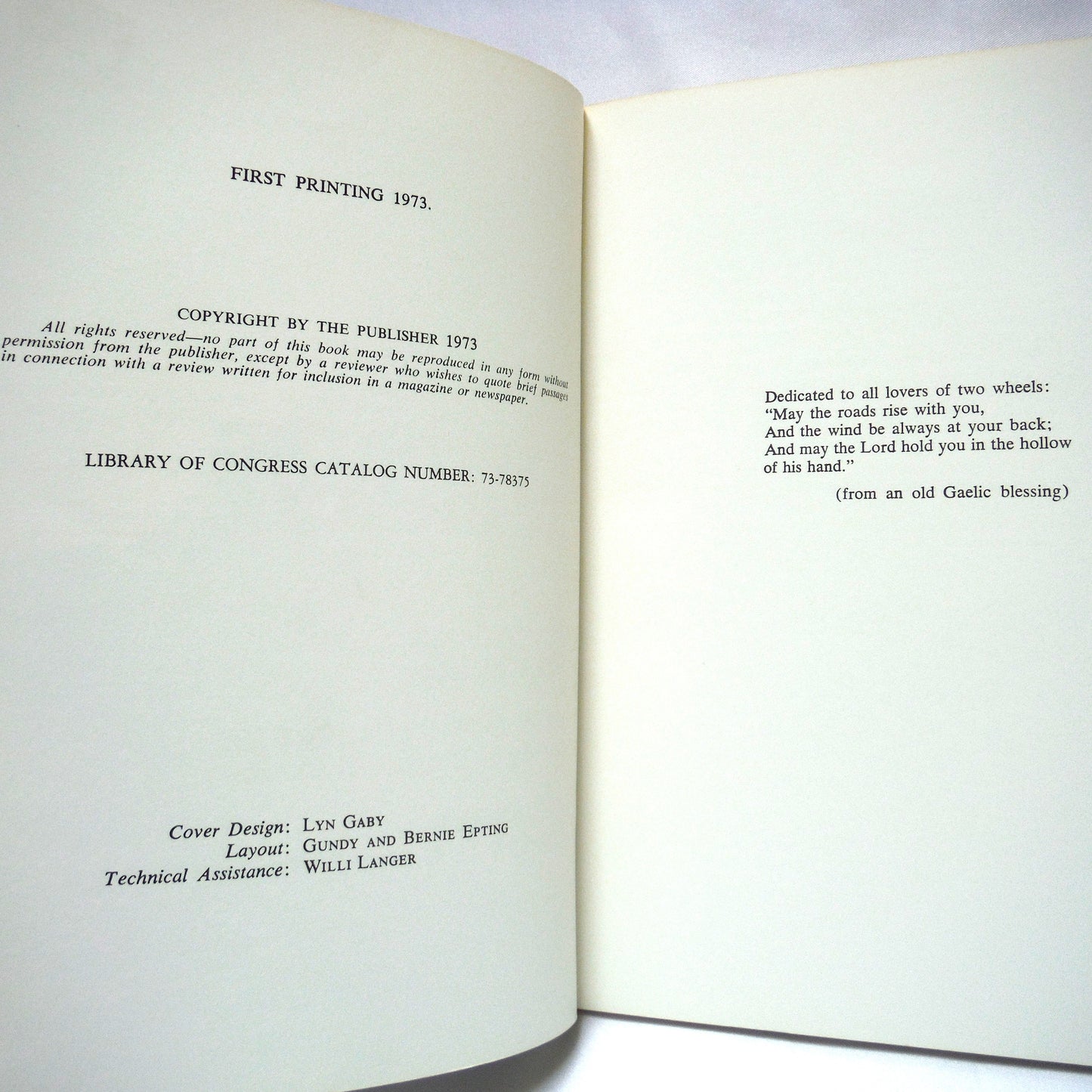 EXPLORING BY BICYCLE, Southwest British Columbia, and Northwest Washington, by Janet Willson (1973 1st Ed.)
