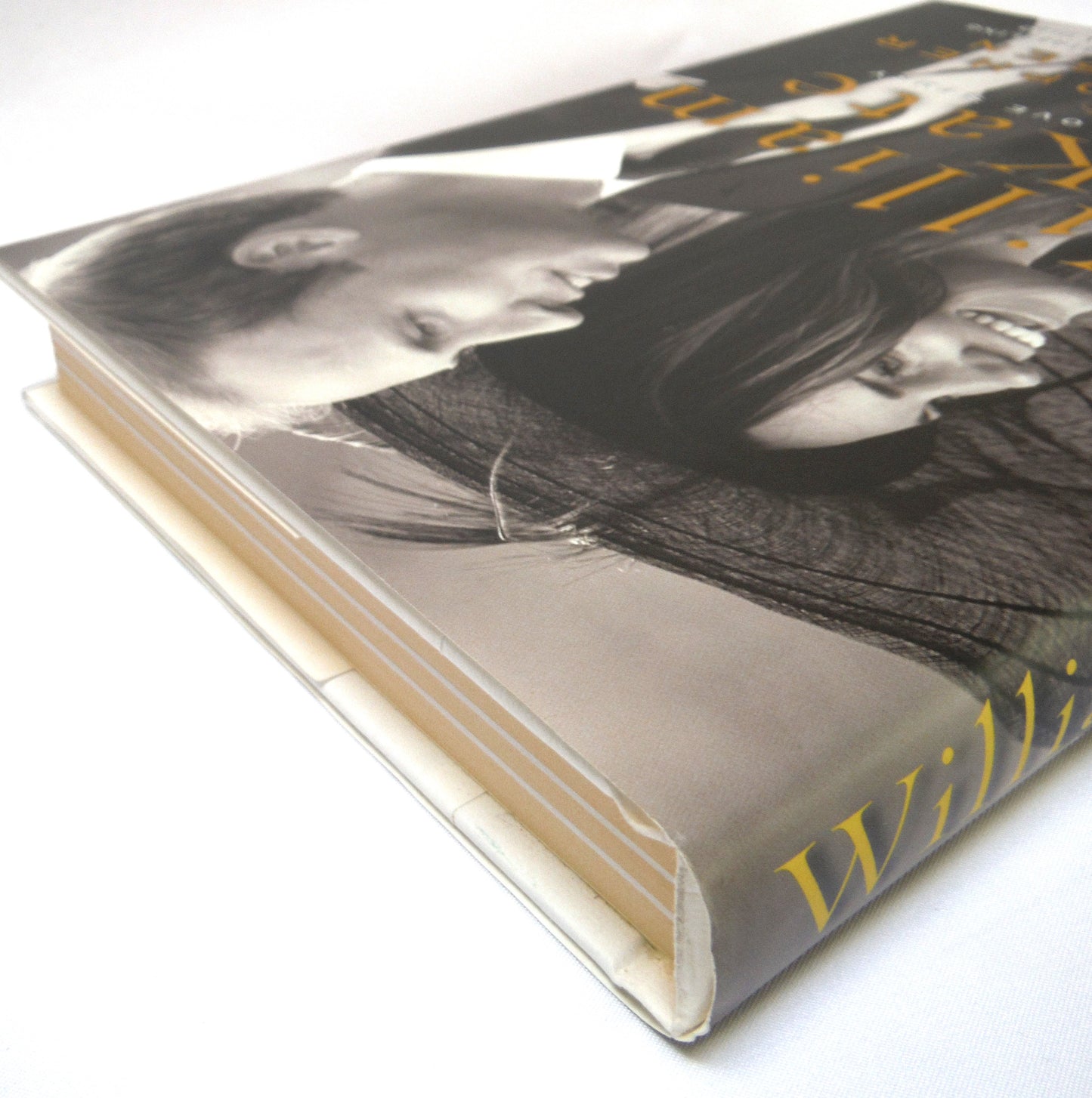 WILLIAM AND KATE, A Royal Love Story, by Christopher Andersen (2010 1st Ed.)