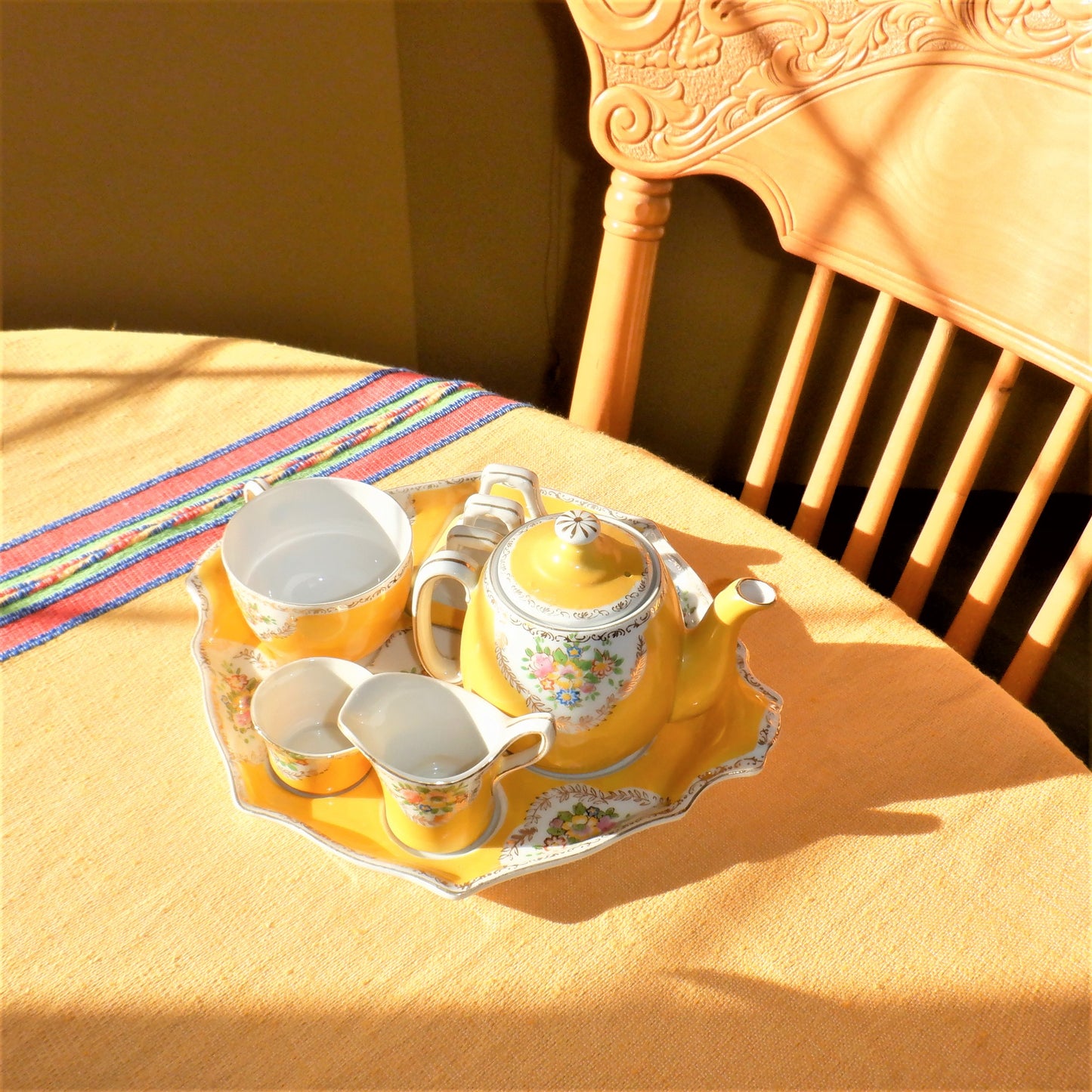 Bachelor Tea & Toast Rack 6-Piece Breakfast Set, in RARE Sunshine Yellow, Made in Japan (Mid-Century)