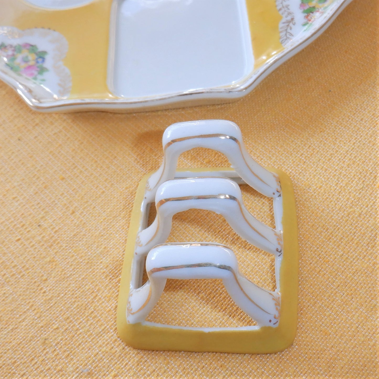 Bachelor Tea & Toast Rack 6-Piece Breakfast Set, in RARE Sunshine Yellow, Made in Japan (Mid-Century)