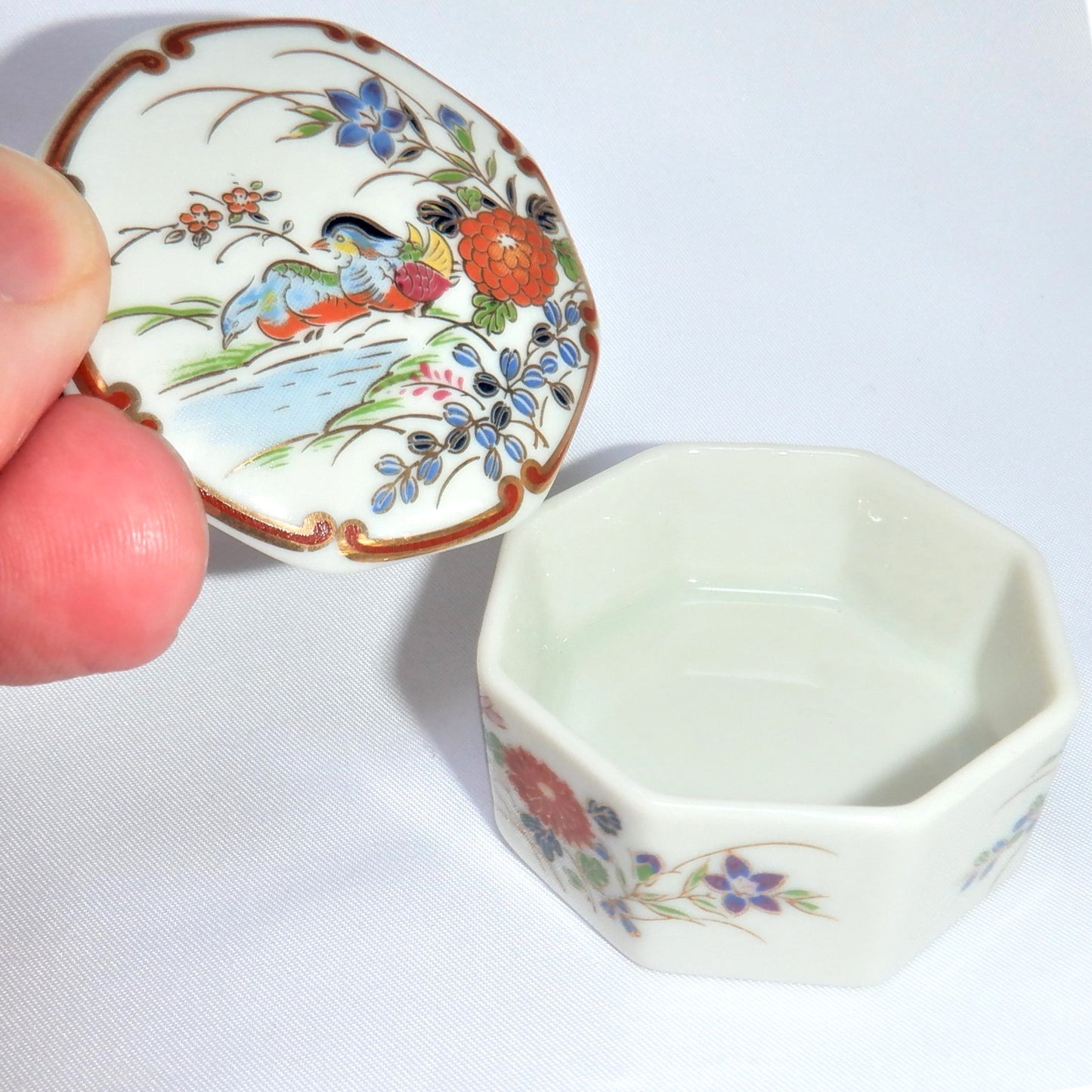 SHIBATA Octagon Gold-Rimmed Trinket Pill Ring Container, Made in Japan