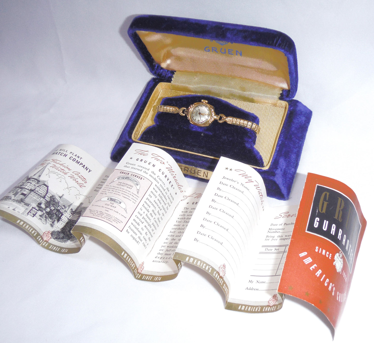 GRUEN Veri-Thin Ladies Gold Wrist Watch, in Original Night Blue Velvet Box with warranty paper, 1940’s